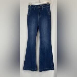 Old Navy Extra High Rise Flare 360 Stretch Size 4 Trendy Boho Hippie Relaxed